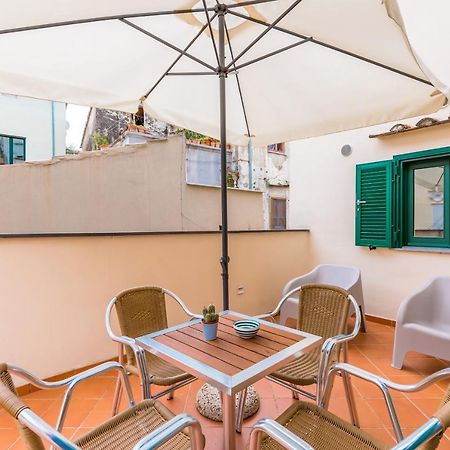 Apartament Starhost - Terazza Barbuti Salerno Zewnętrze zdjęcie